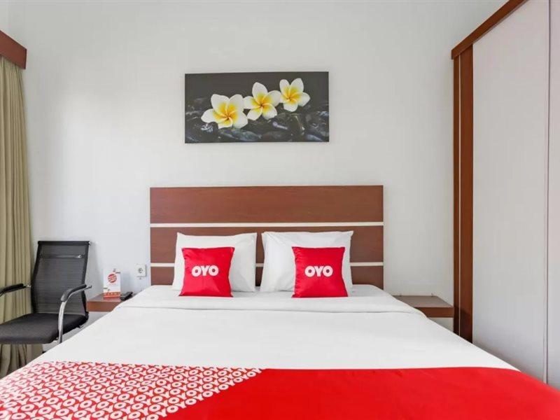 Oyo 3852 Valomia Guest House Denpasar Exteriör bild