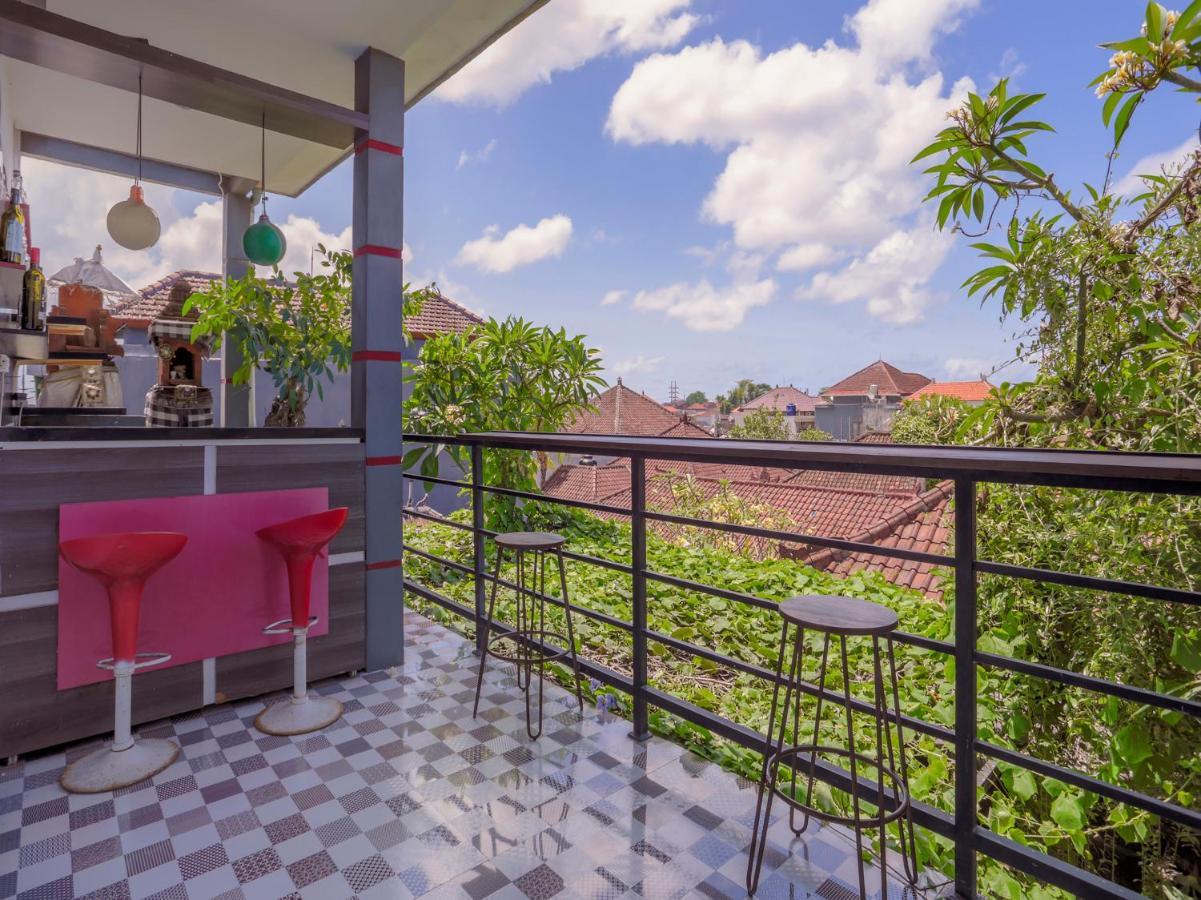 Oyo 3852 Valomia Guest House Denpasar Exteriör bild